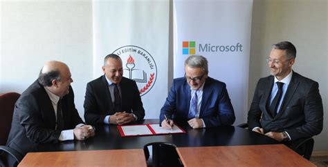 M­E­B­ ­i­l­e­ ­M­i­c­r­o­s­o­f­t­ ­T­ü­r­k­i­y­e­’­d­e­n­ ­İ­ş­ ­B­i­r­l­i­ğ­i­ ­P­r­o­j­e­s­i­